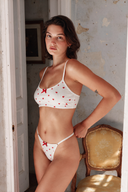 100 % Baumwolle – Dessous-Set „Sweet Meadow“ – String mit schmalen Trägern